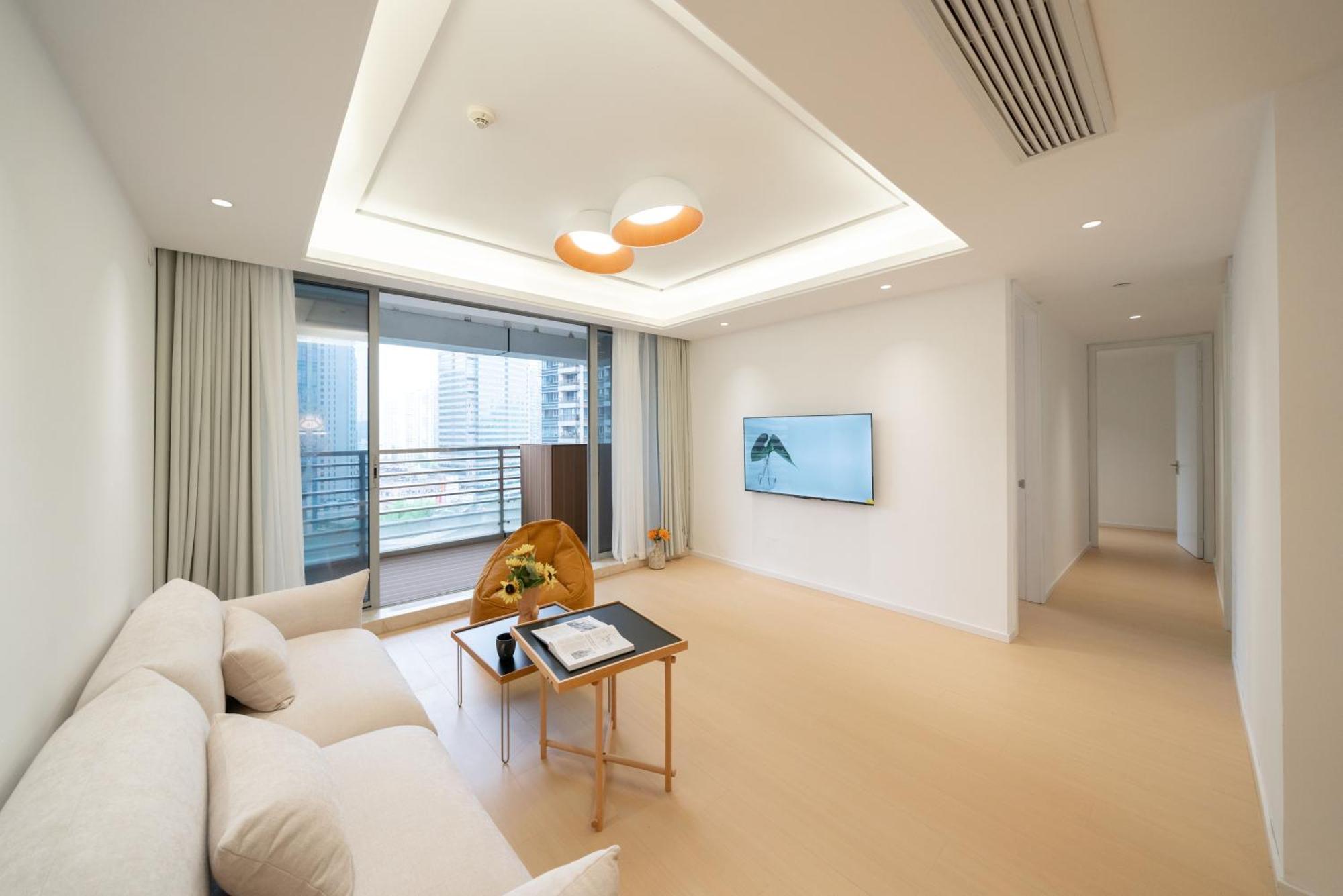 Tianzifang Sun And Moonlight View Two Bedrooms And Two Bathrooms